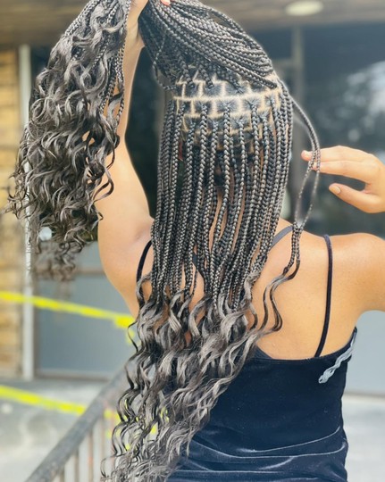 Women’s Braiding Specialist in Austin: Why More Women Choose Professional Braids at The Domain