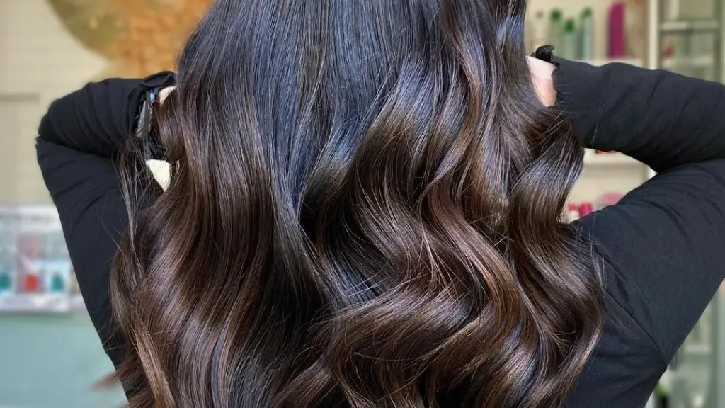 Alopecia & Hair Loss: How Medical Wigs Bring Back Confidence and Normalcy